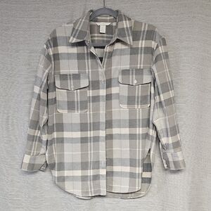 Gray Plaid Button-Up Shirt
